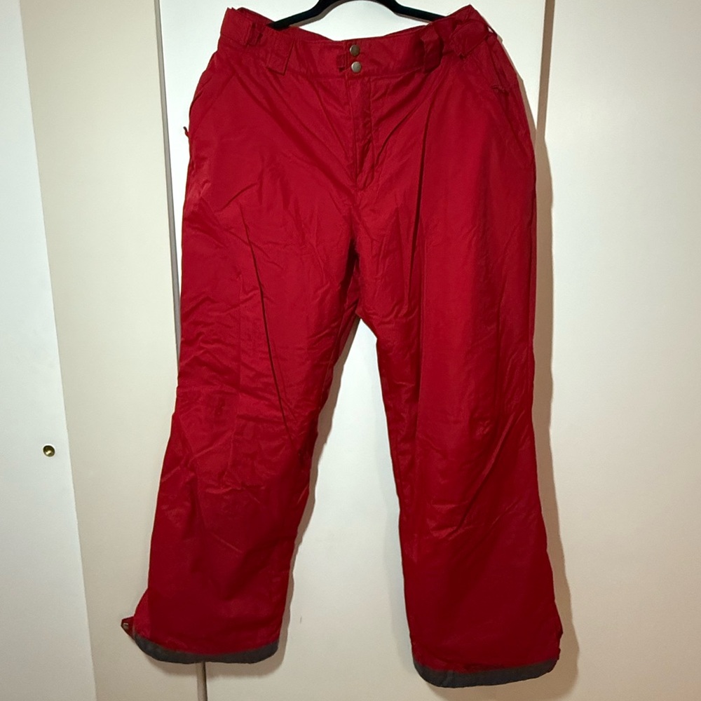 Columbia Men's Vibrant Red Pants